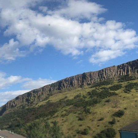 Holyrood Skyline Apartment Edimburgo Esterno foto